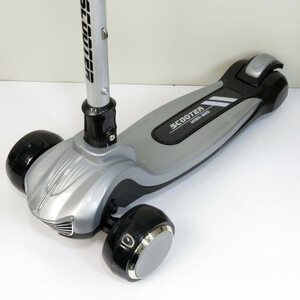 اسکوتر کودک مدل ماشینی کد 1511