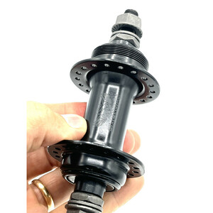 توپی جلو دیسکی رزوه ای 36 سوراخ اوکی کد 1012