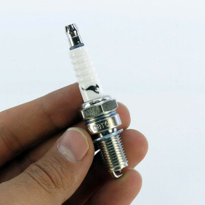 شمع هوندا ماراتن کلاس A کد 1832