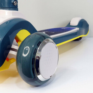 اسکوتر مدل رولز رویز کد 1510