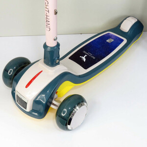 اسکوتر مدل رولز رویز کد 1510