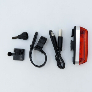 چراغ عقب دوچرخه ردو ضد آب کد 1387