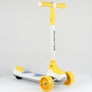 اسکوتر چراغ دار موزیکال کد 1887