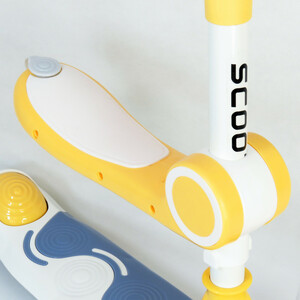 اسکوتر صندلی دار فراری کد 1888