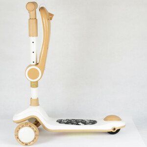 اسکوتر صندلی دار فراری کد ۱۸۸۹