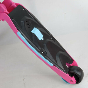 اسکوتر کودک مدل QY-605A کد ۱۸۹۳ ظرفیت وزنی 40 کیلوگرم