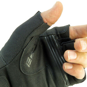 دستکش موتورسواری مدل تاکتیکال نیم انگشتی کد 1915