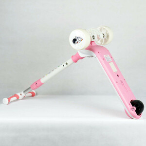 اسکوتر کودک اسکوتر مدل چراغدار موزیکال Starlet کد 1950 ظرفیت وزنی 40 کیلوگرم