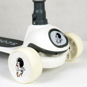 اسکوتر کودک اسکوتر مدل تعادلی فضانورد Moonlite کد 1950 ظرفیت وزنی 30 کیلوگرم