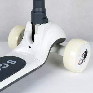 اسکوتر کودک اسکوتر مدل تعادلی فضانورد Moonlite کد 1950 ظرفیت وزنی 30 کیلوگرم