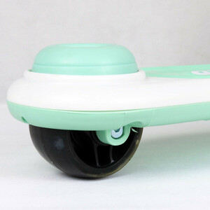 اسکوتر کودک اسکوتر مدل تعادلی فضانورد OrbitMoon کد 1950 ظرفیت وزنی 30 کیلوگرم