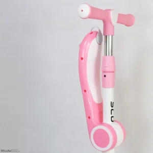 اسکوتر صندلی دار فراری کد 1888