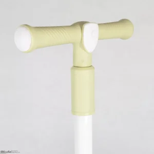 اسکوتر صندلی دار فراری کد ۱۸۸۹