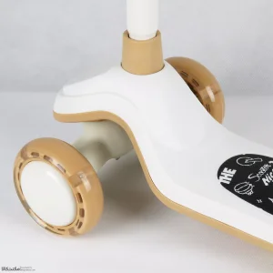 اسکوتر موزیکال فراری کد ۱۸۹۰ صورتی