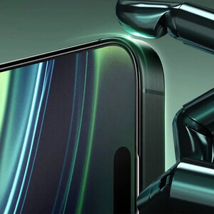 کیفیت گلس پرایوسی آیفون 16 پرو سه بعدی گرین