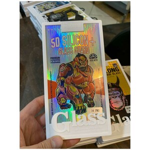 فروش گلس شیشه ای تمام چسب آیفون 16 پرو موکوسون