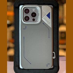 خرید قاب مگنتی آیفون 16 پرومکس کاجسا