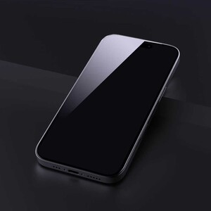 گلس آیفون 16 نیلکین