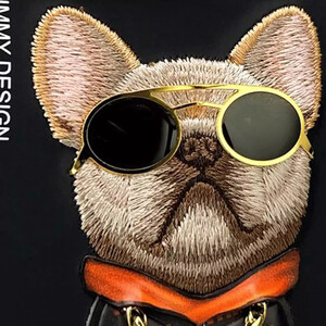 قاب محافظ گوشی آیفون 16 طرح بولداگ گلدوزی شده