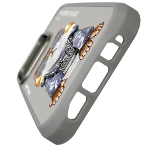 کاور فانتزی آیفون 16 نیمی