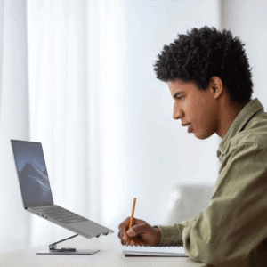 پایه نگهدارنده و استند خنک‌کننده لپ تاپ مومکس