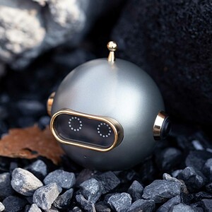 اسپیکر بلوتوثی قابل حمل طرح فضانورد