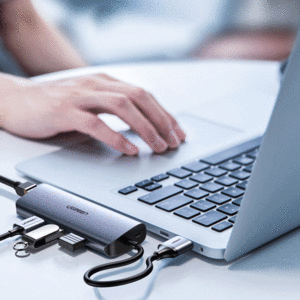 خرید هاب مک بوک 4 پورت یوگرین