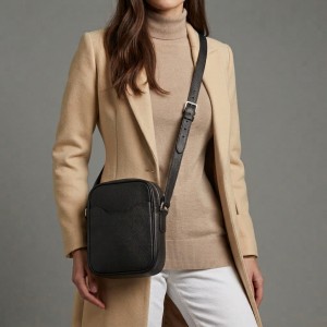 کیف دوشی زنانه چرم طبیعی مدل کیارا