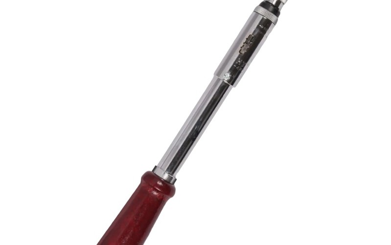 پیچ گوشتی فشاری چیست و چگونه کار می‌کند؟