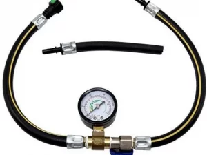 فشارسنج پمپ بنزین (Fuel Pressure Gauge) ابزاری تخصصی در تعمیرات خودرو است که برای اندازه‌گیری فشار سوخت در سیستم سوخت‌رسانی (خصوصاً در ریل سوخت و پمپ بنزین) به کار می‌رود.