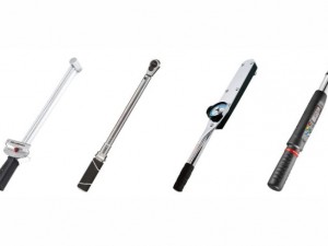 ترکمتر (Torque Wrench) یه ابزار دقیق و مهمه که برای باز و بسته کردن پیچ و مهره‌ها با مقدار مشخصی از گشتاور (نیروی چرخشی) استفاده می‌شه.