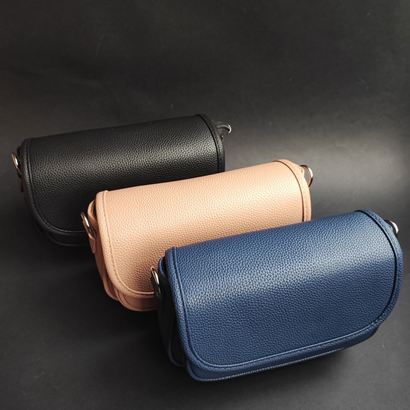 کیف کلاچ  چرمی زنانه مدل  جبیر| مینیمال و همیشه شیک