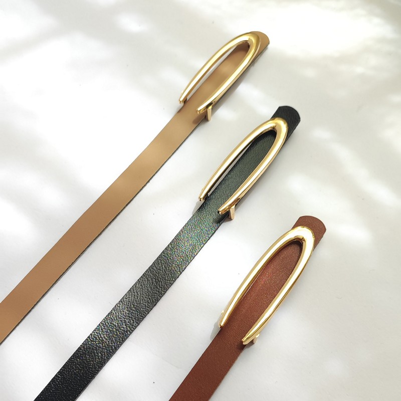 کمربند چرمی زنانه باریک با سگک طلایی – مدل مارال