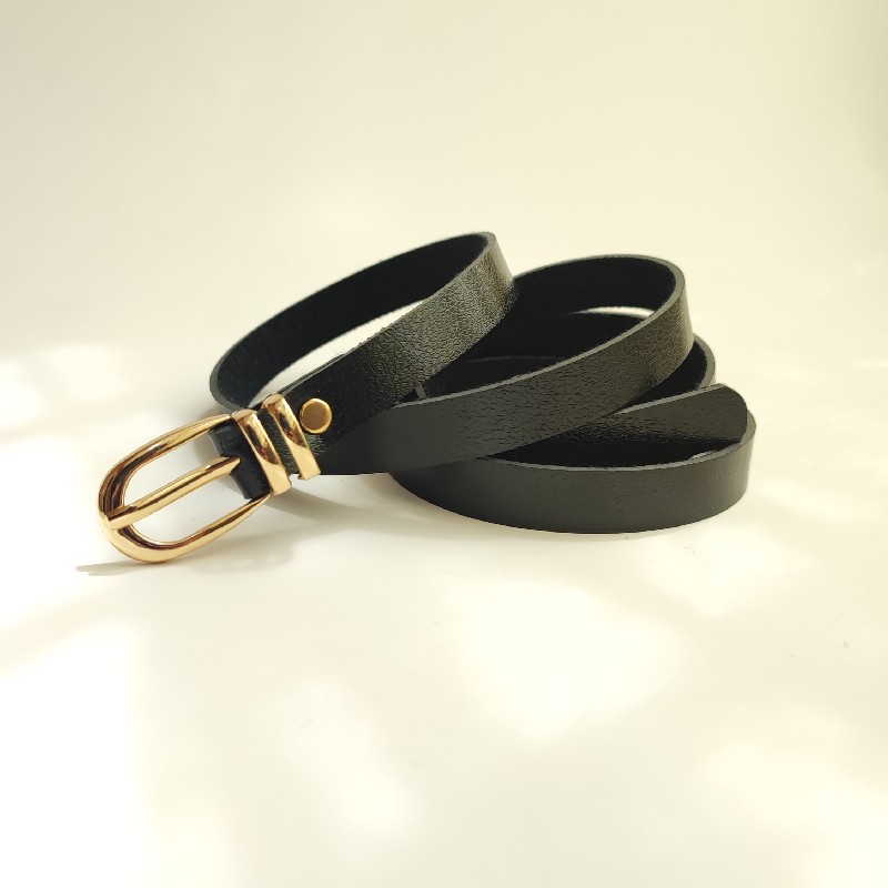 کمربند چرم صنعتی زنانه باریک با سگک طلایی |مدل جانا