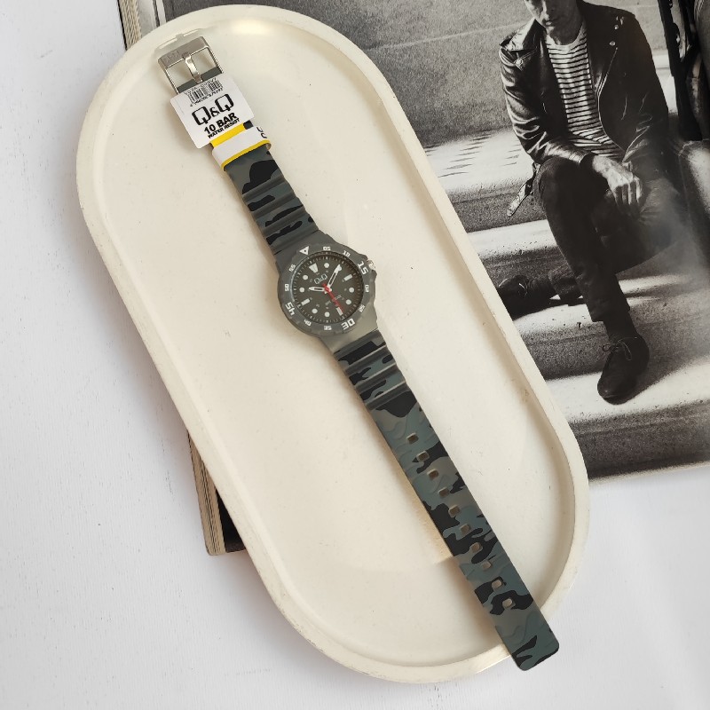 ساعت اورجینال Q&Q مدل VS50J010Y چریکی | شیک و اسپرت