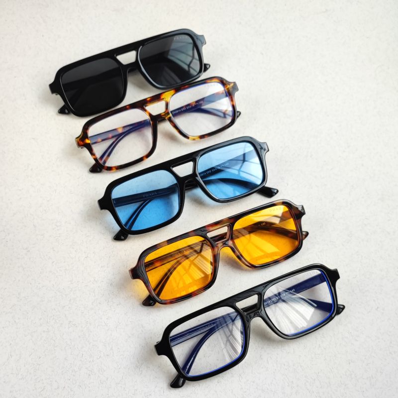 عینک آفتابی و طبی ترند  پرادا Prada