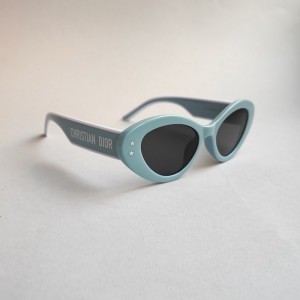 عینک آفتابی گربه ای زنانه برندDior