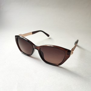 عینک زنانه.jpg