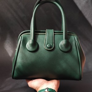 کیف دستی چرمی مدل کاراکال | شیک و متفاوت