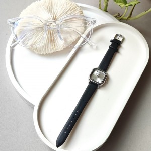 مدل مربعی مشکی