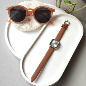 ساعت زنانه مربعی