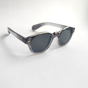 عینک  آفتابی طوسی.jpg