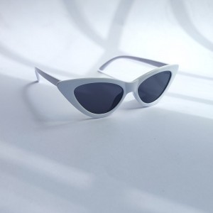 عینک سفید.jpg