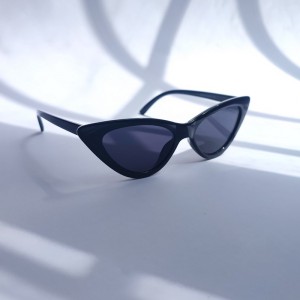 عینک آفتابی .jpg