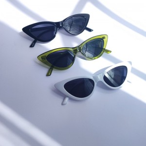 عینک آفتابی مدل گربه ای  Chanel