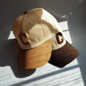 کلاه کپ دو رنگ طرح C