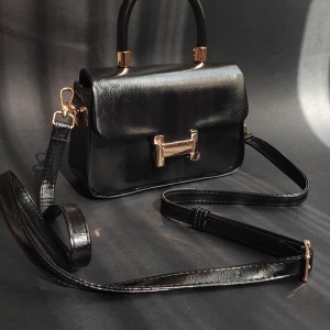 کیف- ورنی.jpg