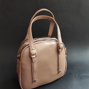 کیف مینیمال و شیک .jpg