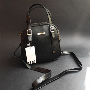 کیف مشکی .jpg