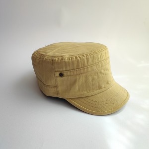 کلاه نظامی کرم .jpg